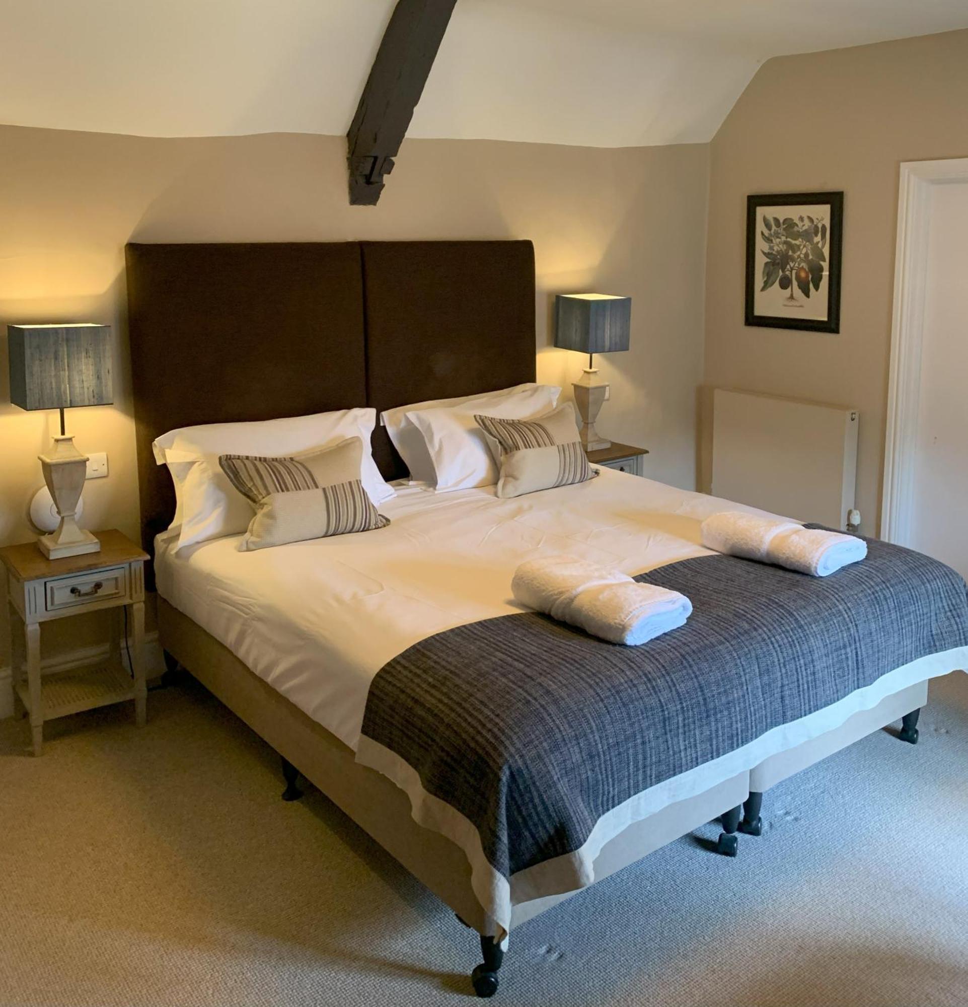 Hotel The Crown At Shipton Shipton under Wychwood